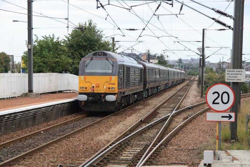 67006 on the rear of The Royal Train: 67006 on the rear 67005 leading slowing down east of Slateford following all station stopping train on 1Z?? 13.xx? Glasgow Centra to Edinburgh on 06/09/2010 Photo of 67006 on the rear of The Royal Train