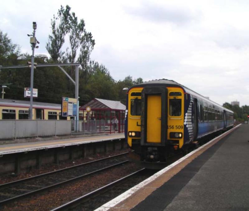 156 509 Springburn: 06.09.2010 1441 Falkirk Grahamston-Glasgow QS Photo of 156 509 Springburn