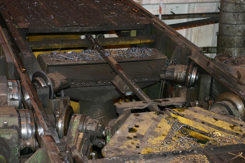 Wheel lathe 3: The lathe with the short rail in place that allow the vehicle to move over it. Obviously they are removed when the work is about to start. Photo of Wheel lathe 3