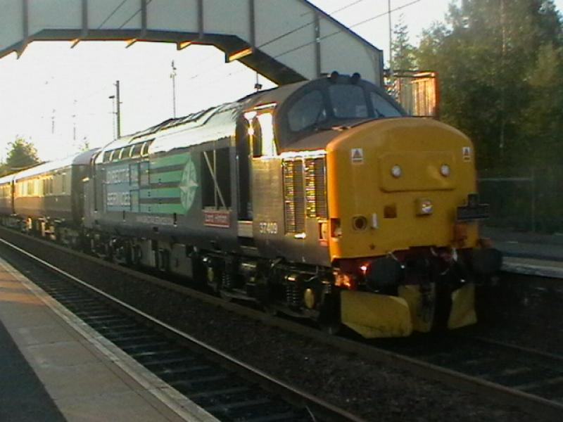 DRS 37409 With 1Z38 Northern Belle At Sunset: Photo of DRS 37409 With 1Z38 Northern Belle At Sunset