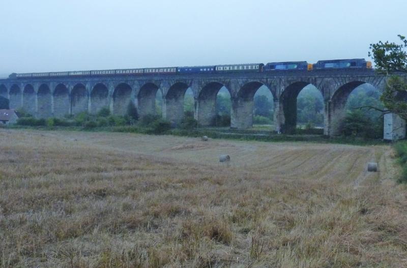 The Cock o' the North: DRS class 37's Nos. 37579 and 37591 cross the Avon Viaduct, at Linlithgow, around 45 mins. late with the Photo of The Cock o' the North