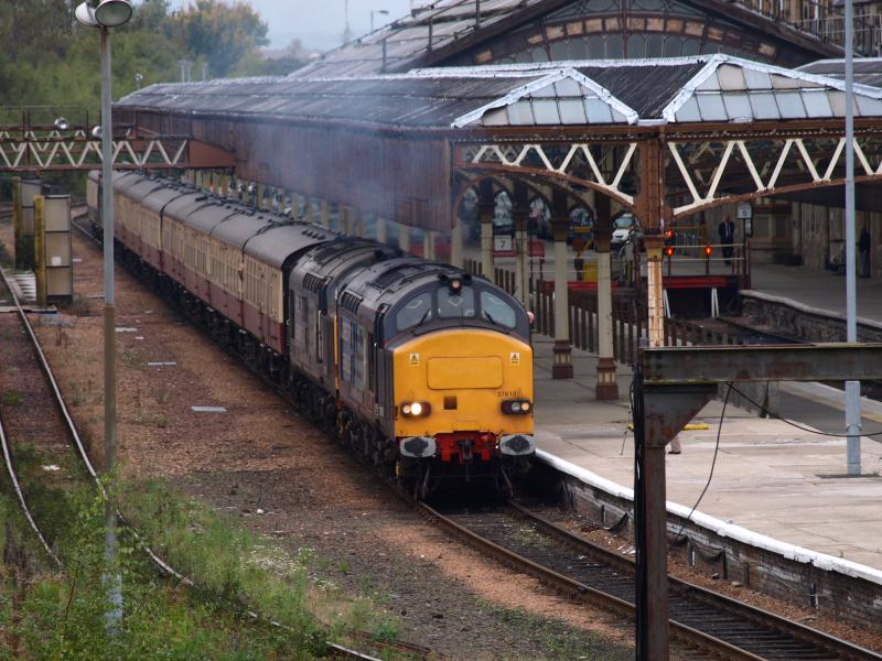 All aboard fro Bristol: The returning double headed 37s 37610 & 37423 pulling out of Perth with a special to Bristol.
on 11th Oct.2010 Photo of All aboard fro Bristol