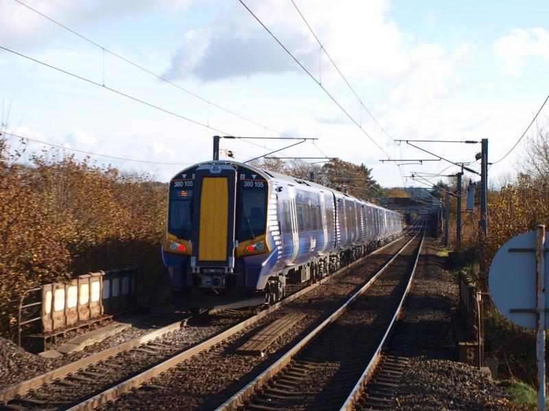 Photo of Troon - 380105 + 380107 - 31-10-2010 