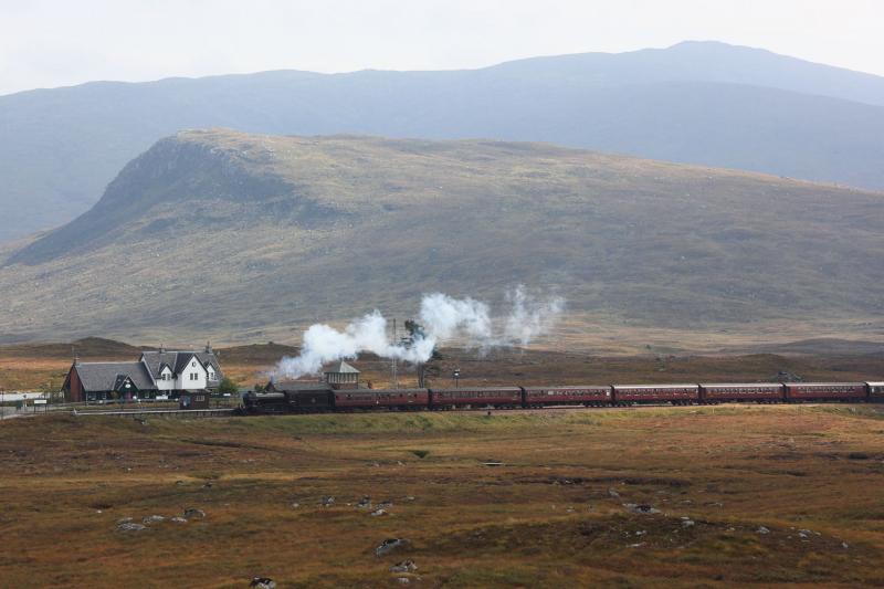 Great Marquess at Corrour: 61994 passing Corrour in Sept 2010. Photo of Great Marquess at Corrour