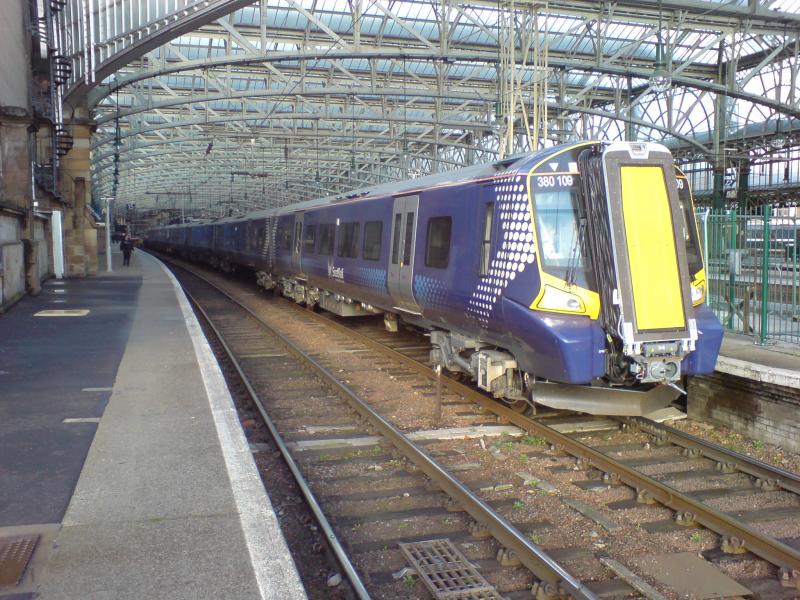 Photo of 380109 at Glasgow Central