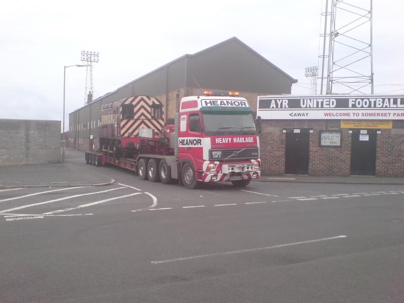 08695: 08965 leaves Ayr depot on the 26th july 2007 Photo of 08695
