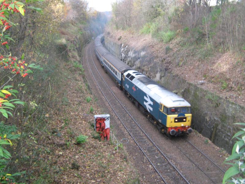 47580: At Myreside cutting with the ecs from 1Z47 , 1254 hours Sat 13 Nov 2010 Photo of 47580