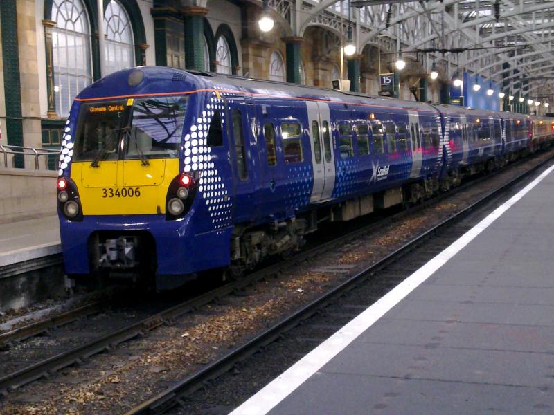 334006: 334006 waits at Glasgow Central as the front unit forming the 1500 Glasgow to Ayr service on Thursday 18th November 2010. Photo of 334006