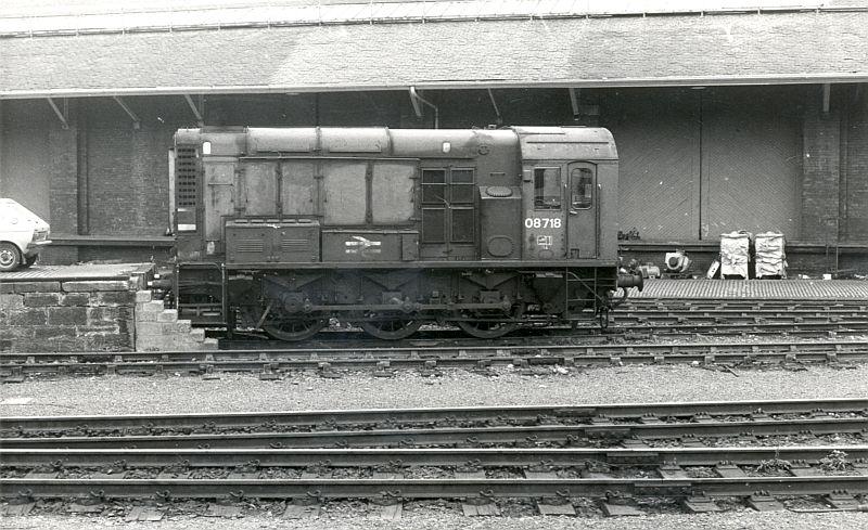 Photo of 08.718 at Waverley station