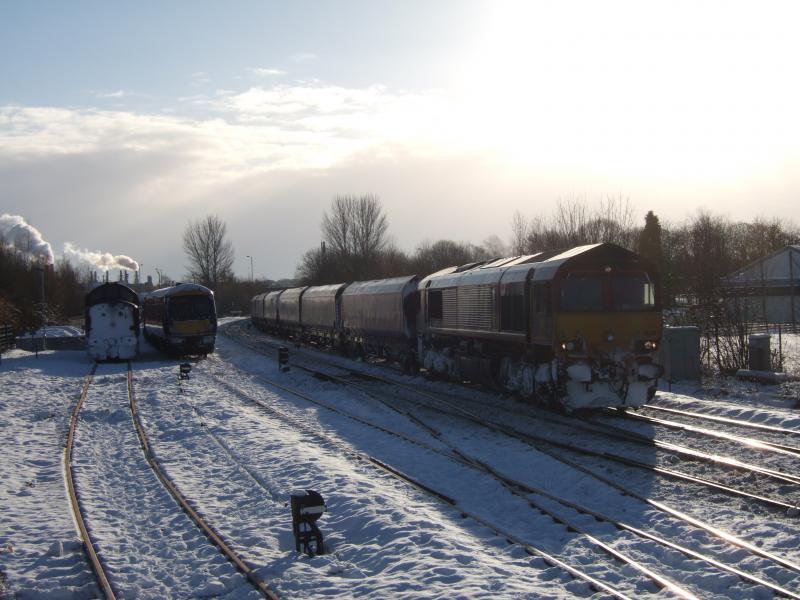 66201 on 6G04 heads for Longannet.: 66201 on 6G04 heads for Longannet. Photo of 66201 on 6G04 heads for Longannet.