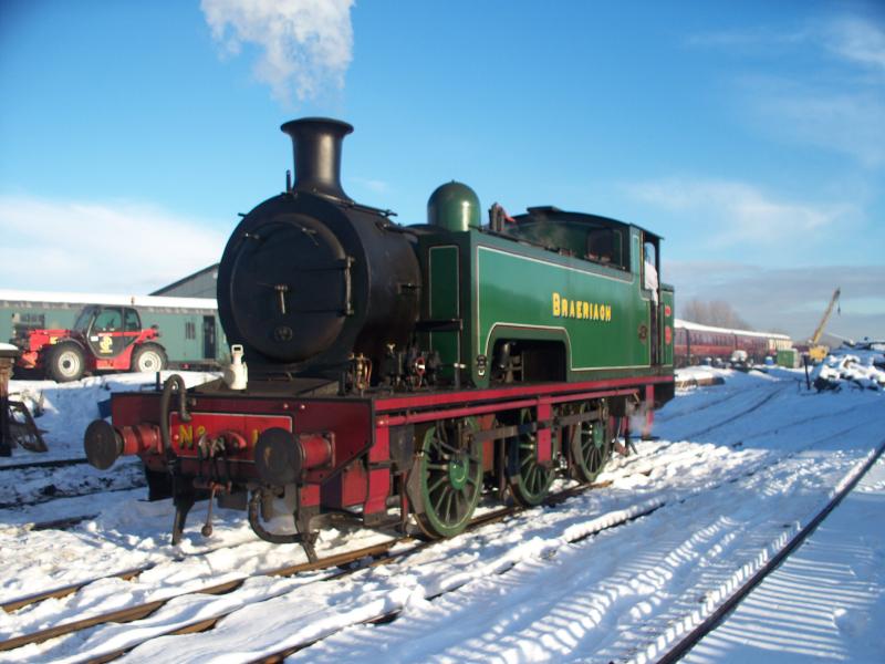 No 17 'Braeriach': Barclay 0-6-0T No 17 reverses out of the loop after the arrival of the second santa train on 04/12/10 to take water and stock up on coal. Photo of No 17 'Braeriach'