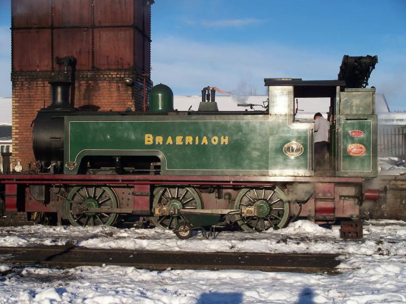 No17 'Braeriach': No 17 takes on more coal before easing forward to take on water. Photo of No17 'Braeriach'
