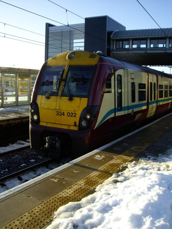 334022 at Edinburgh Park: 334022 at Edinburgh Park on 09:55 Helensburgh Central to Edinburgh, this was the return leg first possible electric from Edinburgh Park to Glasgow Queen Street. Photo of 334022 at Edinburgh Park
