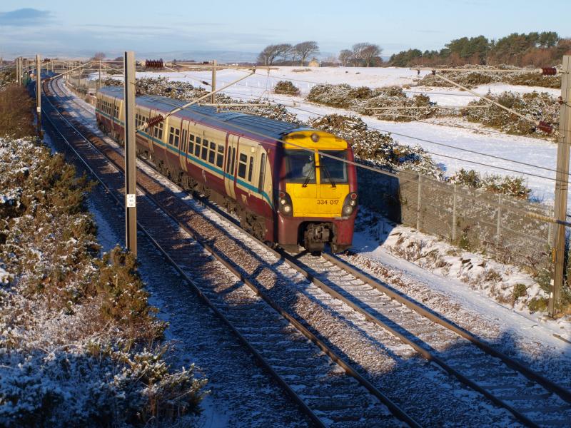 Troon Lochgreen - 24-12-2010 : 334017 passes between the Portland and Lochgreen golf courses, just south of Troon with the 11.30 Glasgow Central - Ayr train. Photo of Troon Lochgreen - 24-12-2010