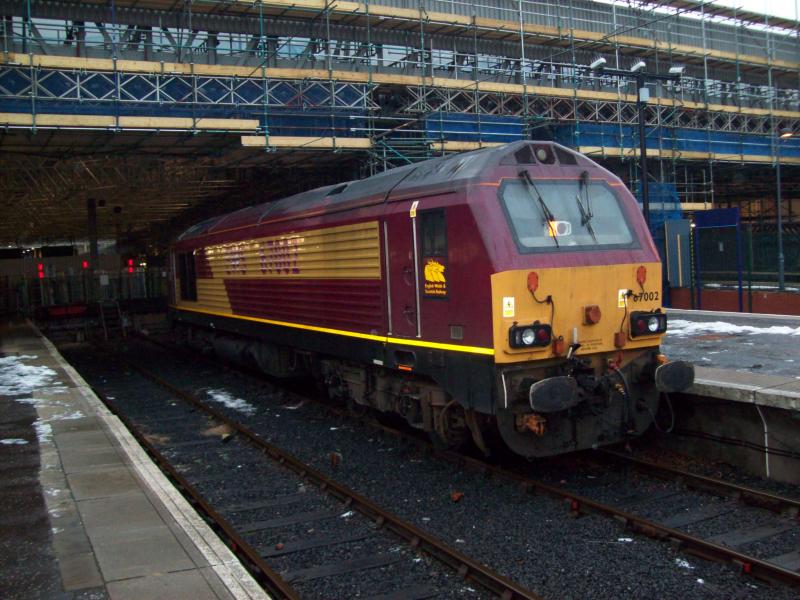 67002: edinburgh 28 dec 2010 Photo of 67002
