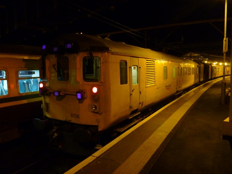Network Rail 9708: Network Rail 9708 at Helensburgh Central preparing to work to Mossend. Photo of Network Rail 9708