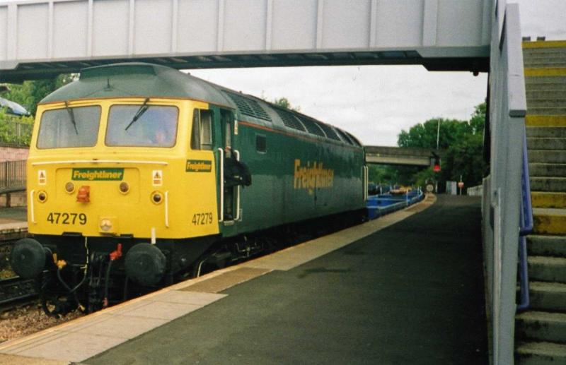 47270: 47270 at Inverkeithing heading to Rosyth Docks! Photo of 47270