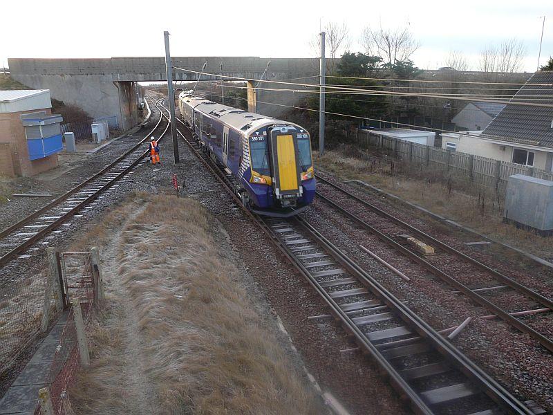 Photo of 380001 & 380101 at Barassie