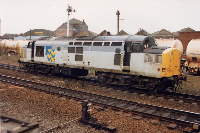 37100 at Larbert during rounding moves.: 37100 at Larbert during rounding moves. Photo of 37100 at Larbert during rounding moves.