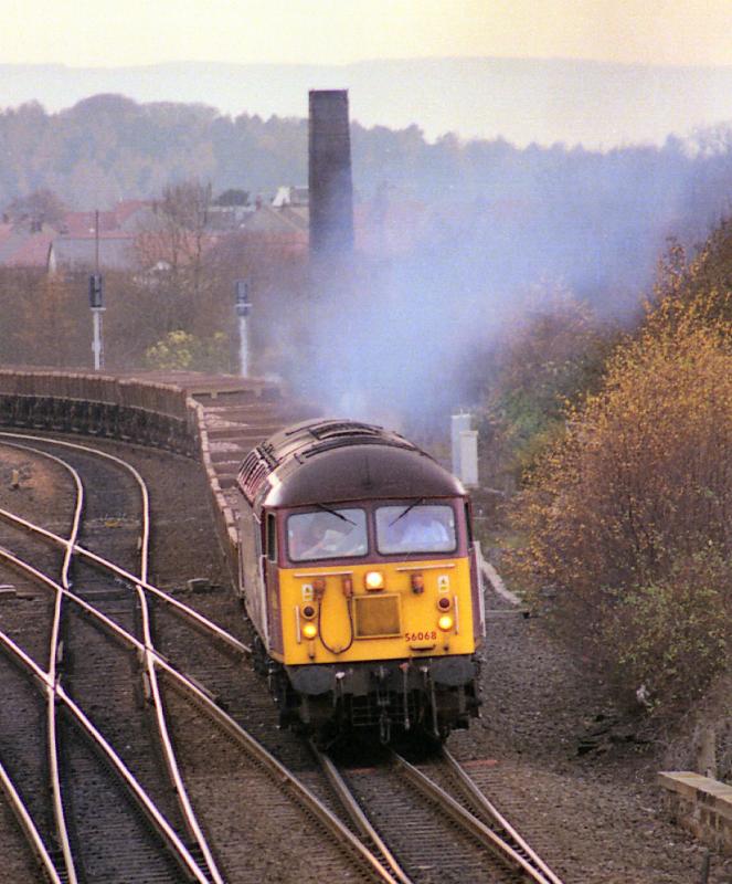 56068 pull away from Plomont Jct. with a Millerhill-bound Engineers.: 56068 pull away from Plomont Jct. with a Millerhill-bound Engineers Photo of 56068 pull away from Plomont Jct. with a Millerhill-bound Engineers.