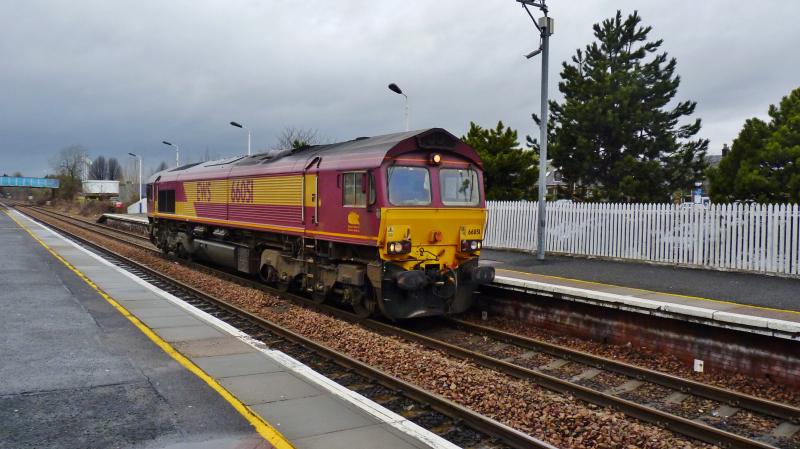 Class 66 Loco, 66051: 66051 Runs LE through Grahamston heading to Grangemouth.13:27, 9/2/11 Photo of Class 66 Loco, 66051