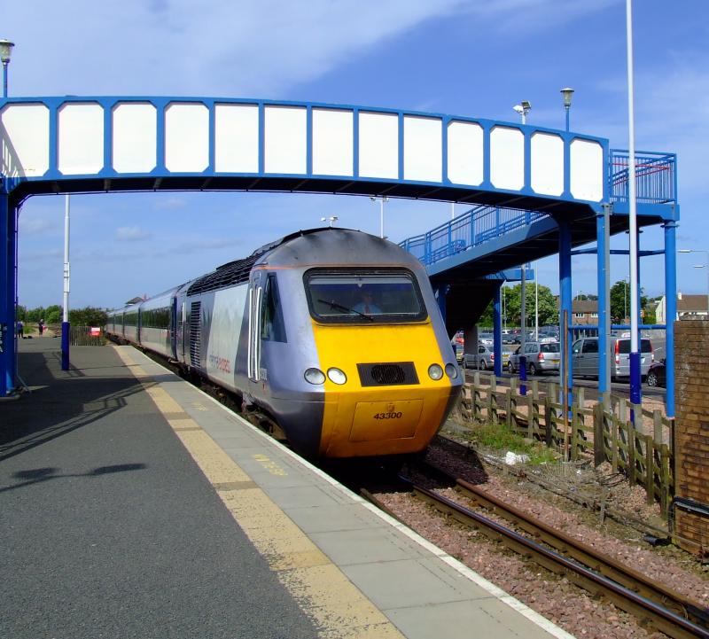 43300 arrives at Leuchars: Photo of 43300 arrives at Leuchars
