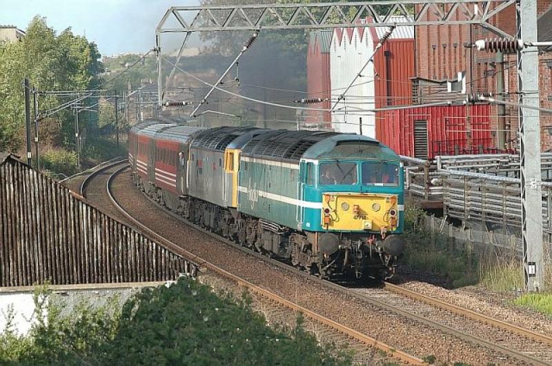 Railtour at Slateford: Photo of Railtour at Slateford