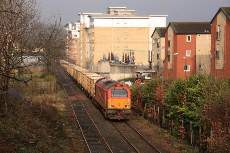 67018 on 6B45: 67018 on 6B45 10.25 Powderhall to Oxwellmains leaving Powderhall on 18/02/2011. Photo of 67018 on 6B45