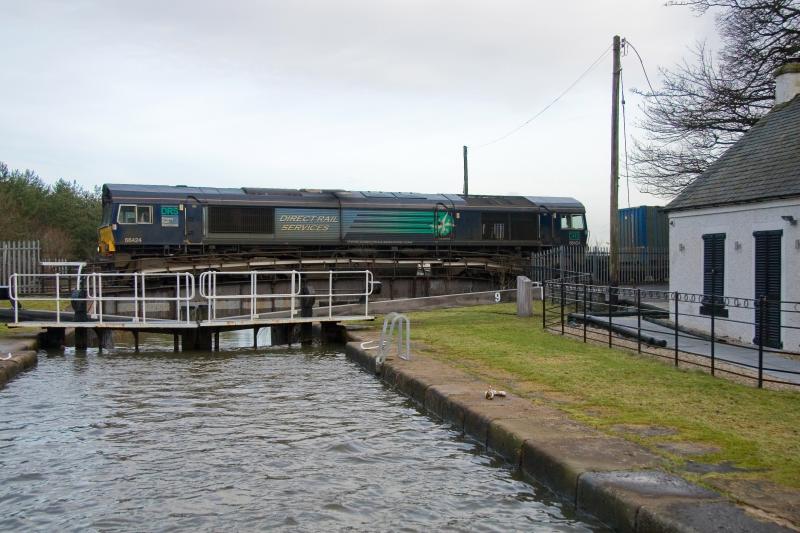 66424, but where: And on what? Photo of 66424, but where