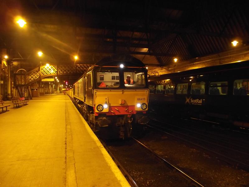 66413 (2).JPG: DRS 66413 ready to depart with 6K26. Photo of 66413 (2).JPG