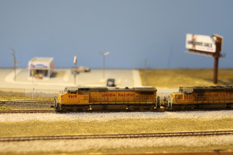 N scale Union Pacific 9-44CW + SD40-2 by S.Braid: Photo of N scale Union Pacific 9-44CW + SD40-2 by S.Braid