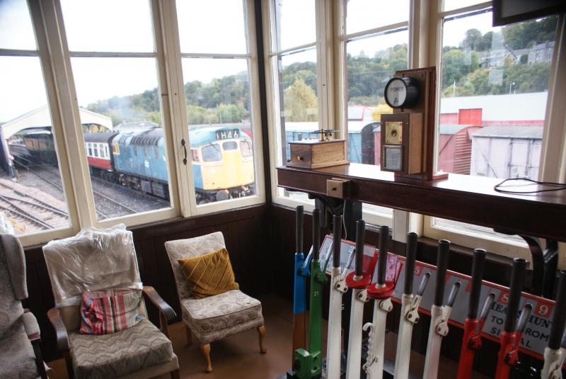 Make youreslves at home!!: The wonderfully coal fired heating in Bo'ness Signalbox was most welcome on a cold bitter day and I spent 10 minutes chatting and sat on one of these comfy chairs. Photo of Make youreslves at home!!