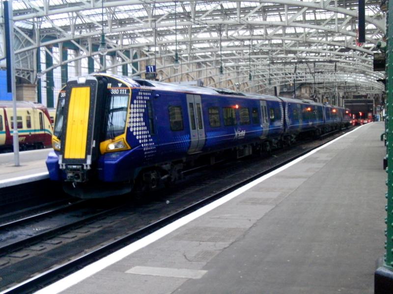 Photo of 380111 at Glasgow Central