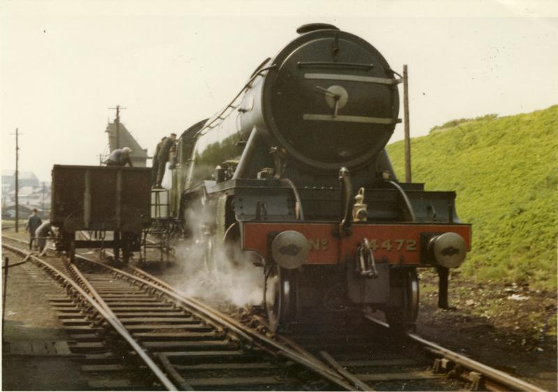 Flying Scotsman at Dunfermline: Following on from recent pics of Flying Scotsman north of Forth Bridge, Photo of Flying Scotsman at Dunfermline