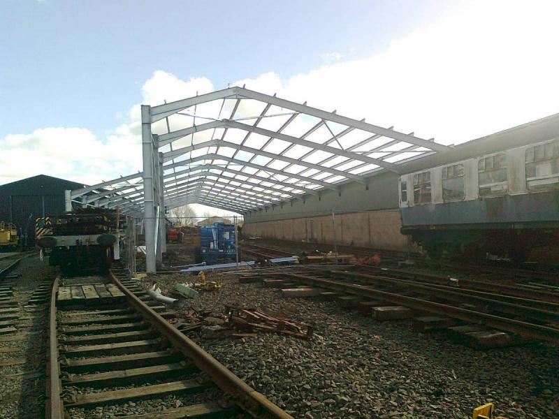 Bo'ness New Shed update - 18/03/11: Further steelwork is added to the main structure of the new shed at Bo'ness on Friday 18th March 2011. Photo of Bo'ness New Shed update - 18/03/11