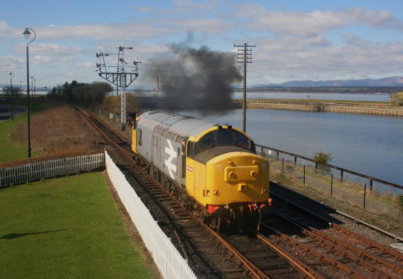 37906 runs round at Bo'ness on 27th March 2011:
37906 runs round the stock prior to working the 1400 to Manuel on March 27th 2011, a day that saw 37906 work 4 return trips on the line Photo of 37906 runs round at Bo'ness on 27th March 2011