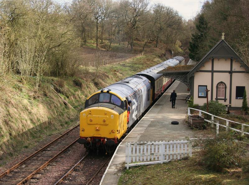 37906 Birkhill:
37906 pauses briefly at Birkhill station while working the 3rd trip back from Manuel to Bo'ness on the 27th March 2011, on a day 37906 worked 4 return trips on the line Photo of 37906 Birkhill