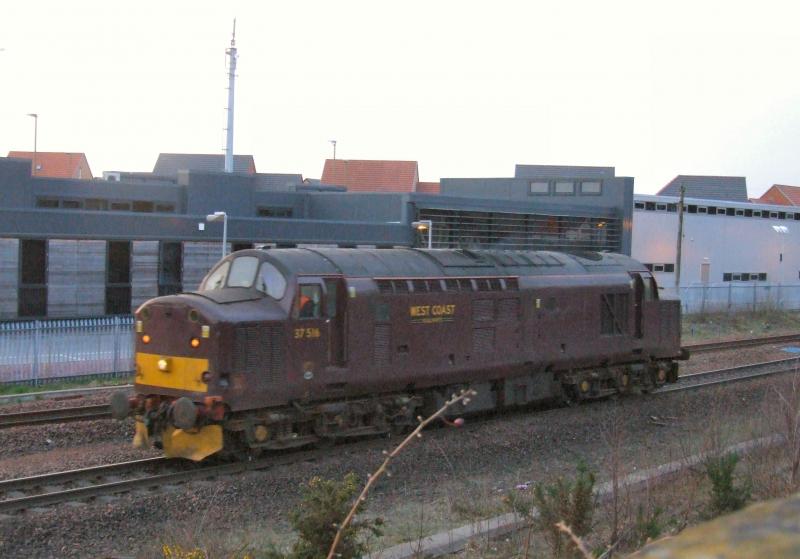 37516 at Larbert with 0Z37 for Carnforth.: 37516 at Larbert with 0Z37 for Carnforth. Photo of 37516 at Larbert with 0Z37 for Carnforth.