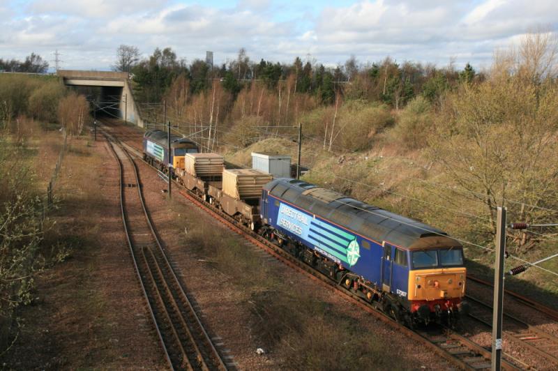 57007 on the rear of 6M50: 57003 topn tailed with 57007 on 6M50 15.07 Torness to Carlisle accelerating out of Millerhill Yard on 05/04/2011. Photo of 57007 on the rear of 6M50