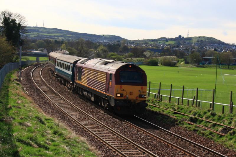 67021 on 5B24: 67021 leads 67024 on 5B24 13.29 Perth to Millerhill passing Cameron Toll on 06/04/2011 taken from a small stepladder Photo of 67021 on 5B24