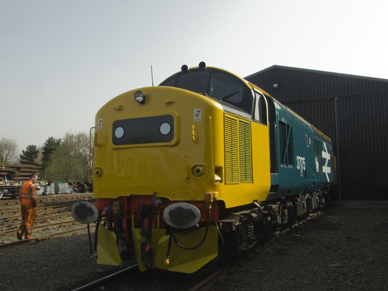 Large logo 37175: Featuring Ruston 165 admiring the beast in all its glory! Photo of Large logo 37175