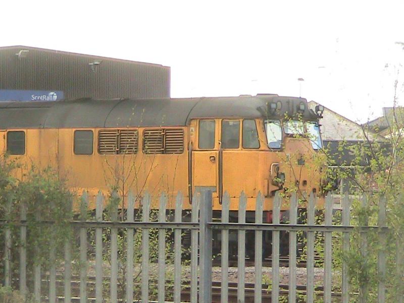 002.JPG: 31233 sitting outside Inverness TMD Photo of 002.JPG