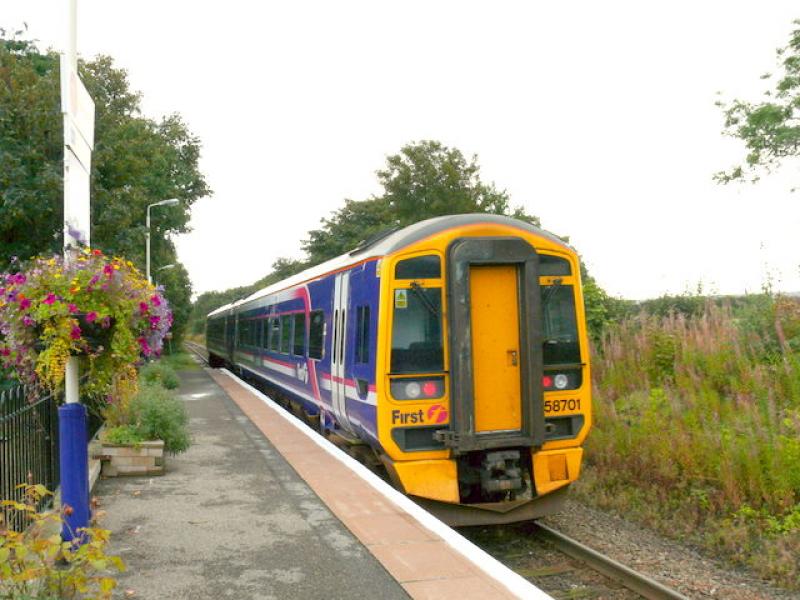 P1010618.JPG: Refurbished 158 701 leaving Alness. Photo of P1010618.JPG