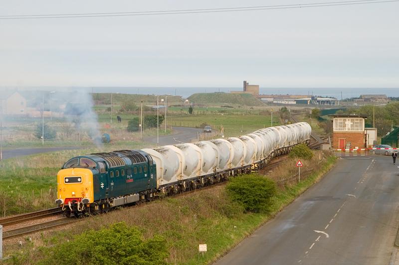 55022 Freemans Crossing, Cambois: 55022 works GBRf's slightly delayed 6N69 17:54 North Blyth to Lynemouth loaded Alumina tanks over Freemans Crossing in filtered evening sun, Monday 18th April 2011. Photo of 55022 Freemans Crossing, Cambois