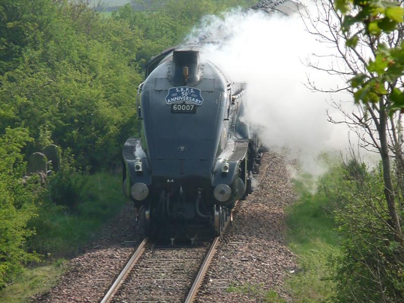Sir Nigel Gresley, Manuel, 22 April 2011: Sir Nigel Gresley leaving Manuel Junction on Good Friday 2011. Photo of Sir Nigel Gresley, Manuel, 22 April 2011