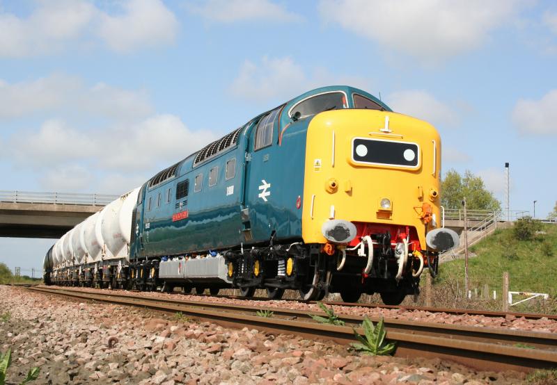 55022 6N51 Freemans: 55022 stands at Freemans waiting for 6S45 to come off the North Blyth branch while working 6N51 Lynemouth to North Blyth empty tanks on 27th April 2011 Photo of 55022 6N51 Freemans