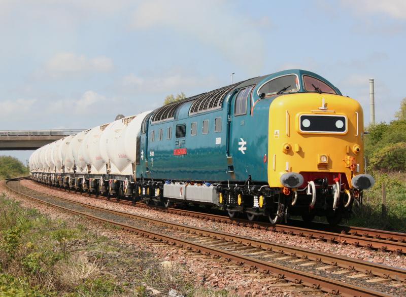 55022 6N51 Freemans: 55022 departs Freemans having waited for 6S45 to come off the North Blyth branch while working 6N51 Lynemouth to North Blyth empty tanks on 27th April 2011 Photo of 55022 6N51 Freemans