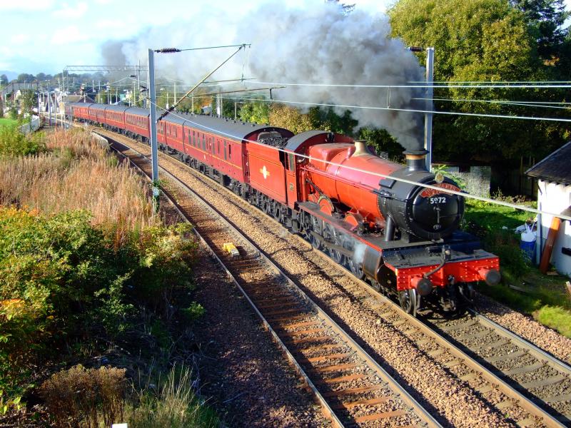 Photo of 09 october 2007 5Z72 passes through cardross at speed.JPG