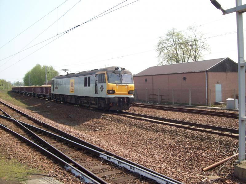 92022: carstairs 22 april 2011 Photo of 92022