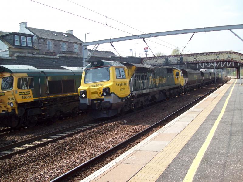 70010: carstairs 22 april 2011 Photo of 70010